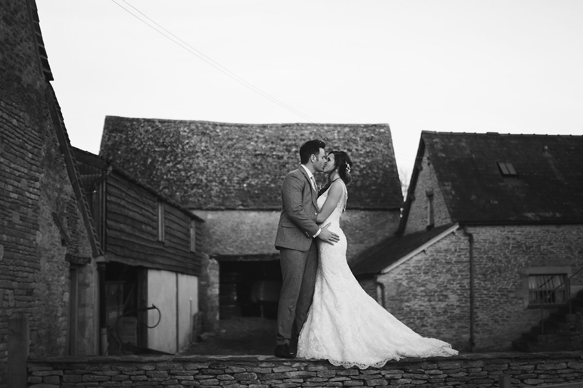 oxleaze barn wedding