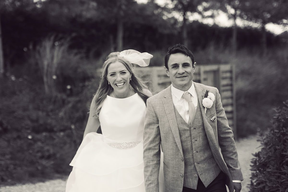 Gloucestershire Wedding Photographer working in Cheltenham & the Cotswolds - Stone Barn, Aldsworth | Bullit