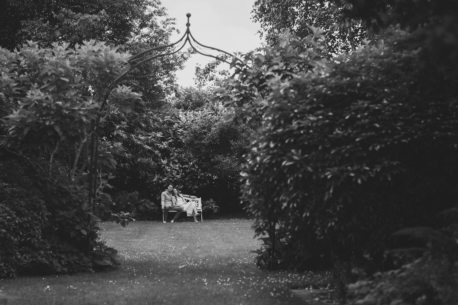 Relaxing Pre-Wedding Shoot - Cotswolds Wedding Photographer | Bullit Photography