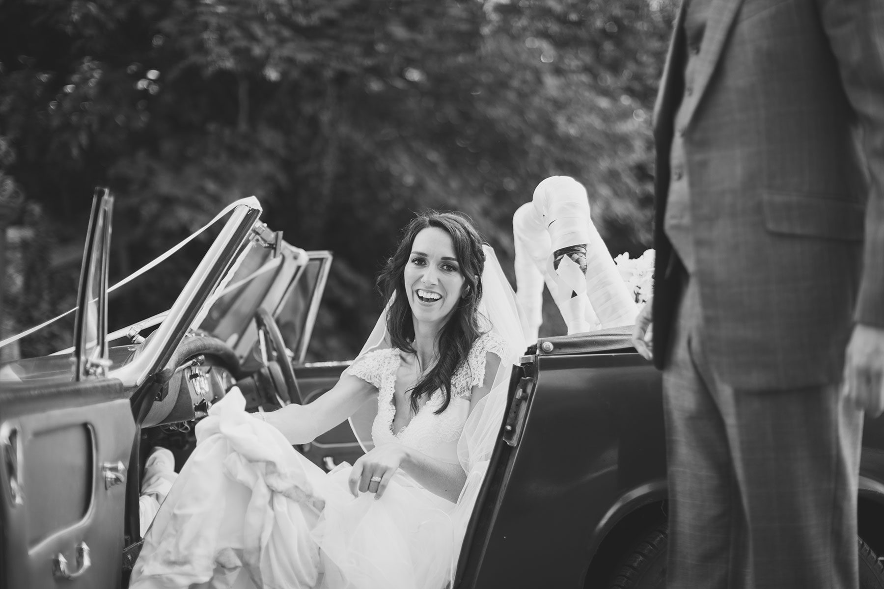 Climbing out - Reportage Wedding Photography in Cheltenham | Bullit Photography