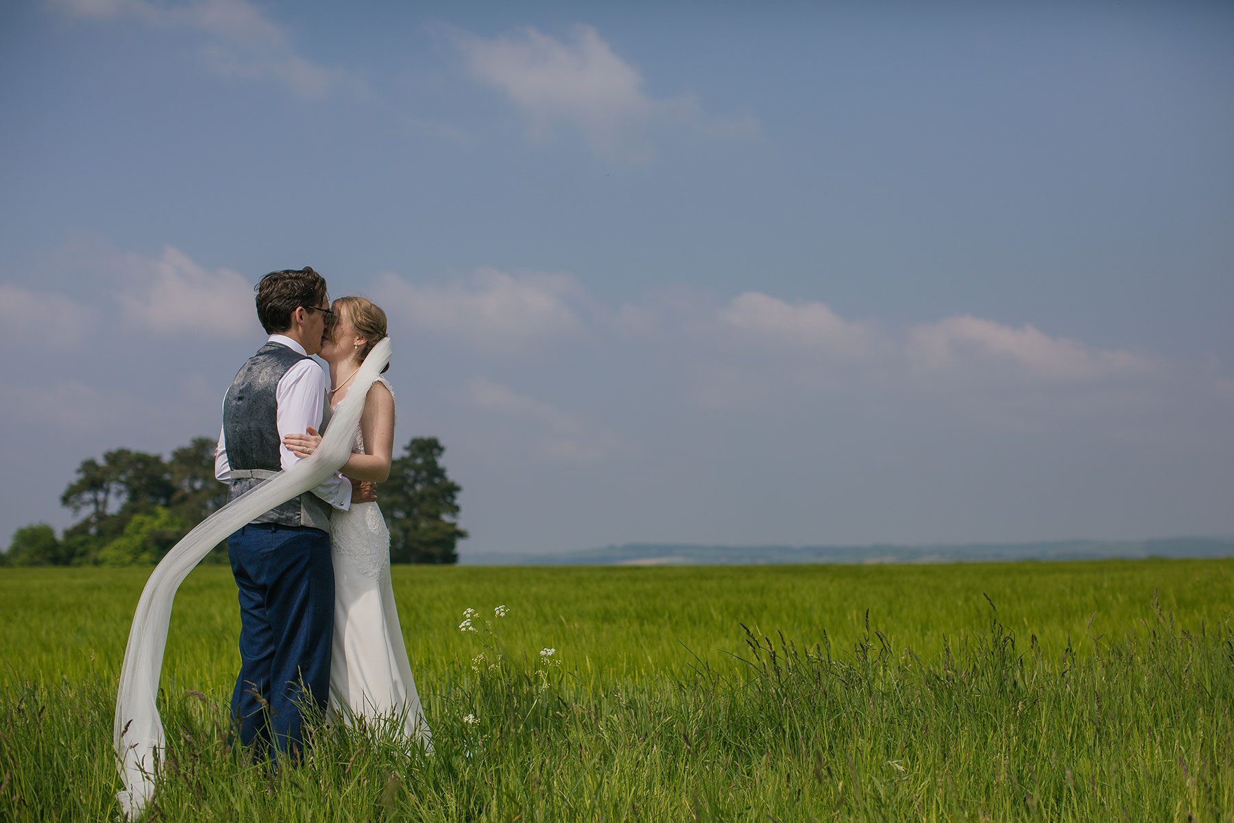 Field Kiss - Reportage Wedding Photography in Cheltenham, Gloucestershire & the Cotswolds | Bullit Photography.