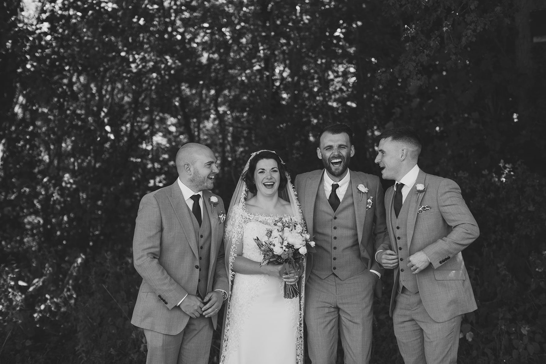 With the men - Reportage Wedding at Upcote Barn | Bullit