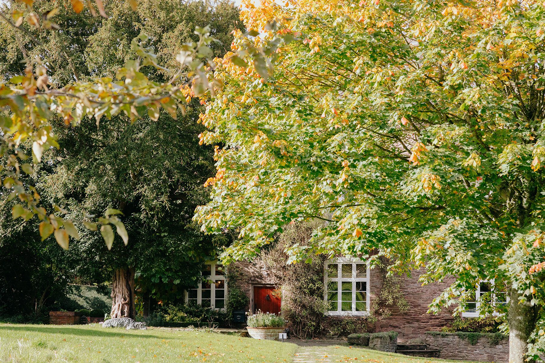 autumn at dewsall court